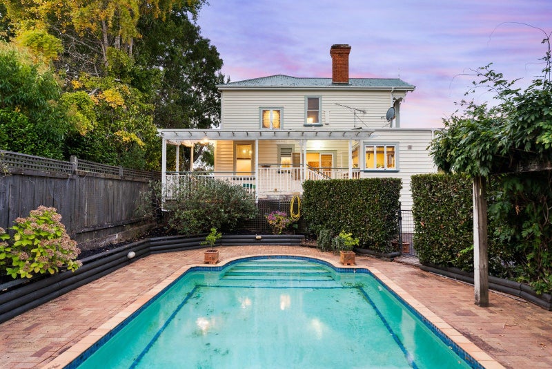 15 Pencarrow Avenue, Mount Eden, Auckland - Carousel 2