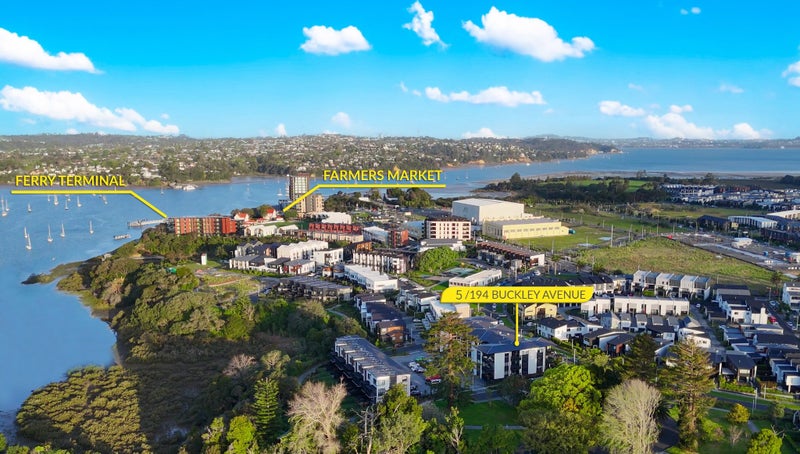5/194 Buckley Avenue, Hobsonville, Auckland - Carousel 1
