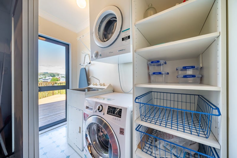 2/167 Westchester Drive, Churton Park, Wellington - Carousel 25