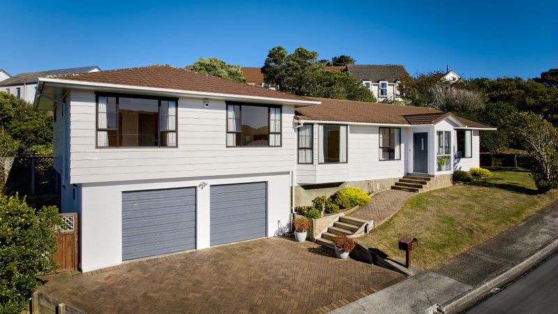 84 Cunliffe Street, Churton Park, Wellington - Carousel 1