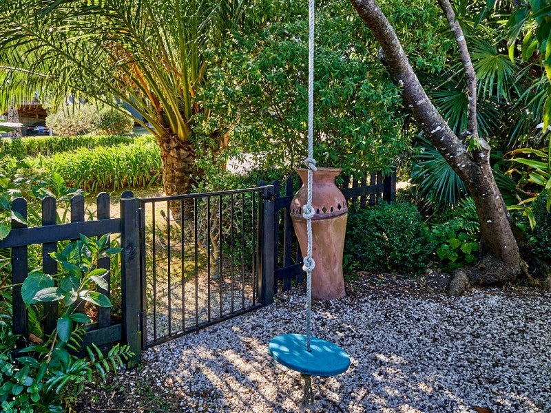 24 Taungata Road, York Bay, Lower Hutt - Carousel 1