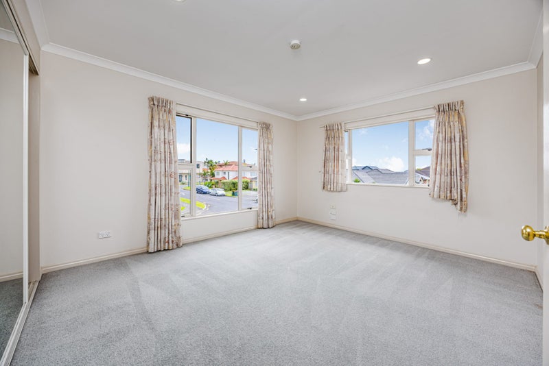 2 Dalcross Drive, Flat Bush, Auckland - Carousel 17