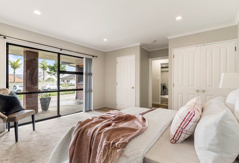 76 Goodwood Drive, Goodwood Heights, Auckland - Carousel 1