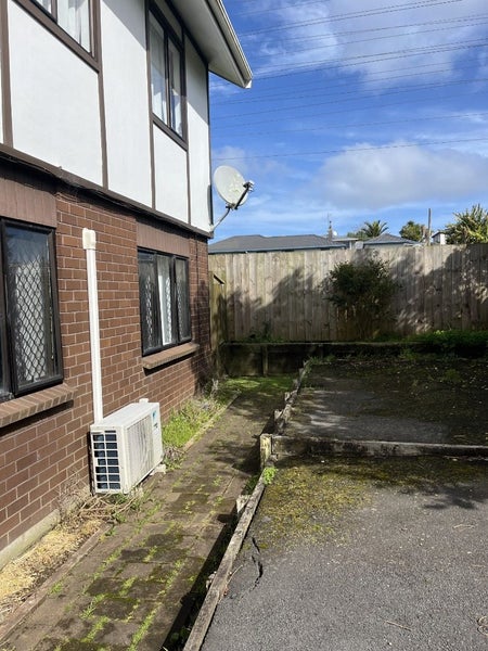 2D Mountain View Mews, Mount Wellington, Auckland - Carousel 10