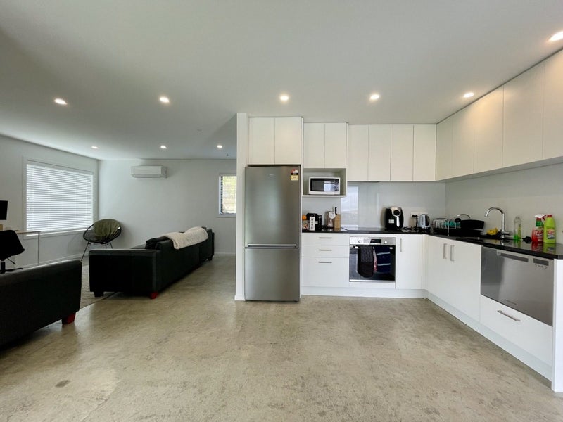 34 Astelia Way, Woodridge, Wellington - Carousel 2