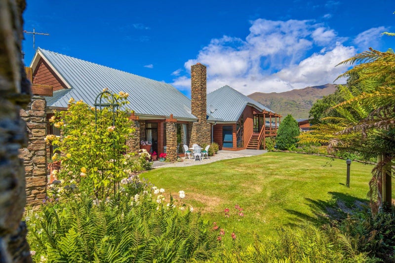 36 Warren Street, WANAKA, Wanaka - Carousel 1