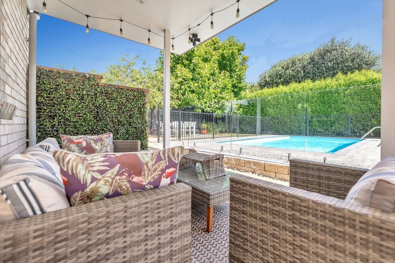 67 Forest Lake Road, Forest Lake, Hamilton - Carousel 1