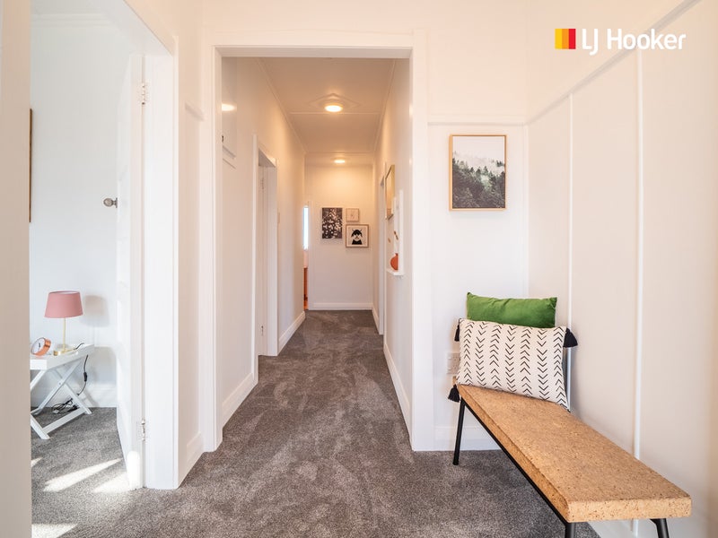 49 Mornington Road, Balaclava, Dunedin - Carousel 2