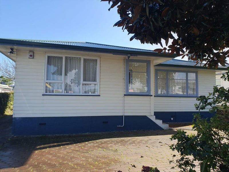 51 Ash Street, Avondale, Auckland - Carousel 2