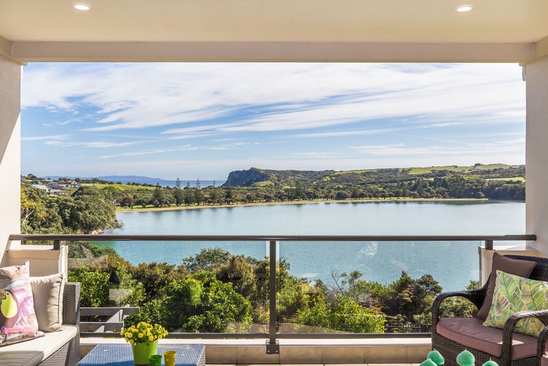 33 Clansman Terrace, Gulf Harbour, Whangaparaoa - Carousel 1