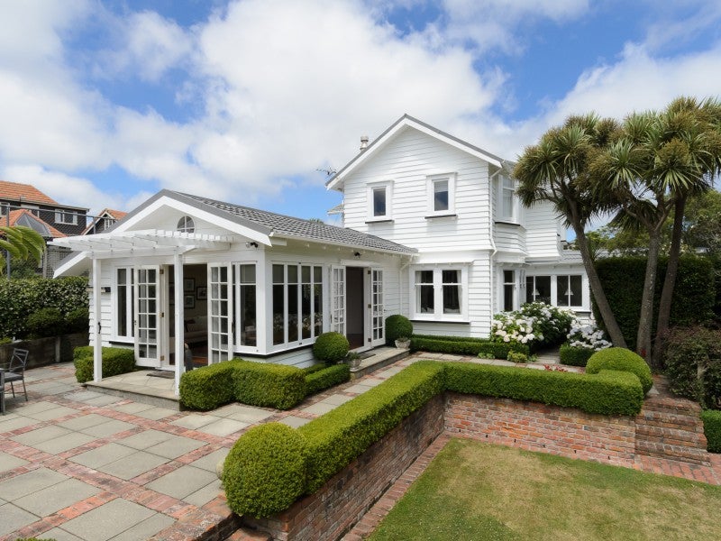 14 Messines Road, Karori, Wellington - Carousel 1