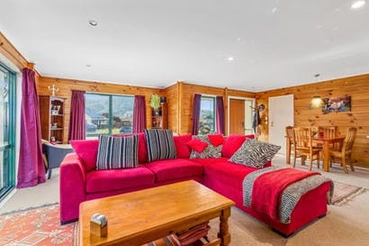 12 Hoyte Place, Pukehangi, Rotorua - Carousel 1