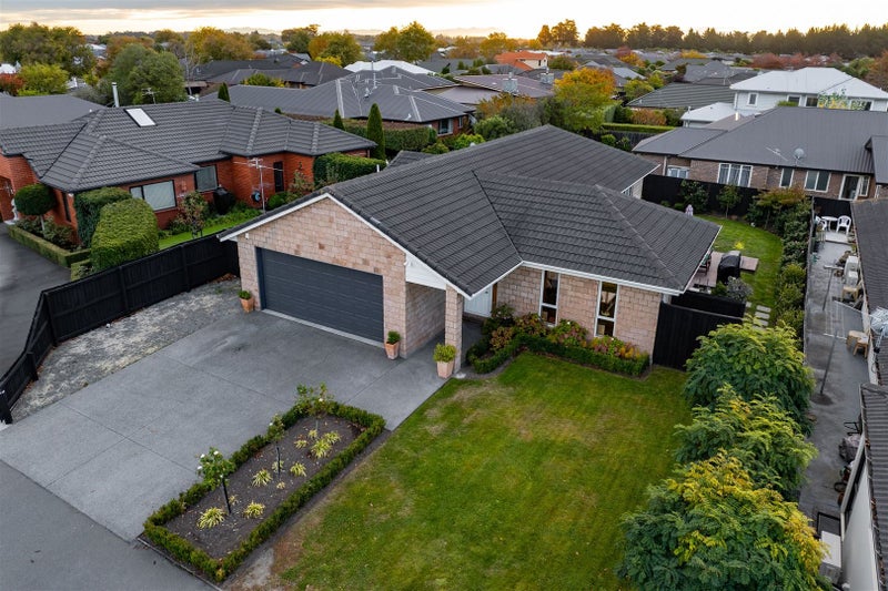 31 Putake Drive, Parklands, Christchurch - Carousel 2