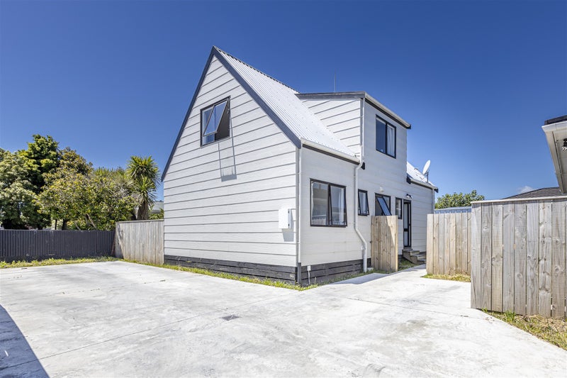2A Moray Place, Highbury, Palmerston North - Carousel 1