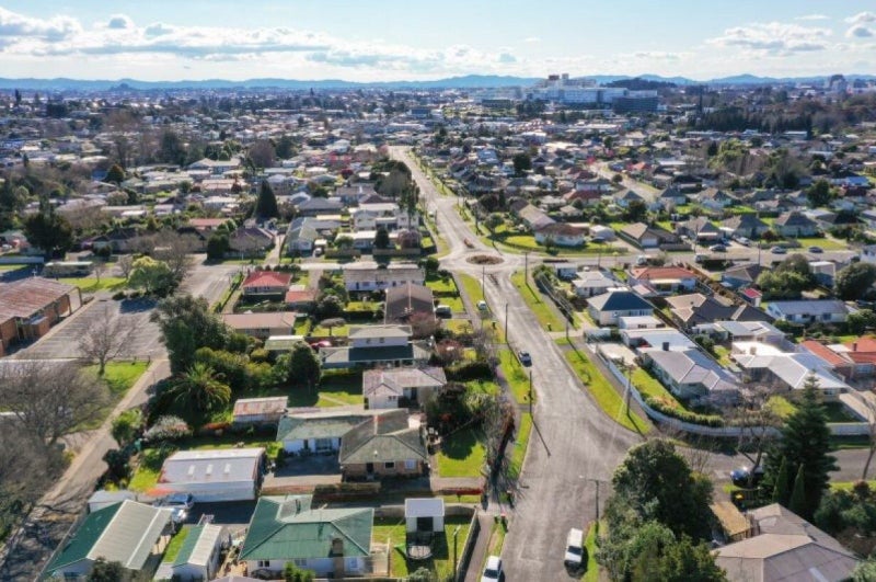 4 Cleveland Street, Bader, Hamilton - Carousel 10