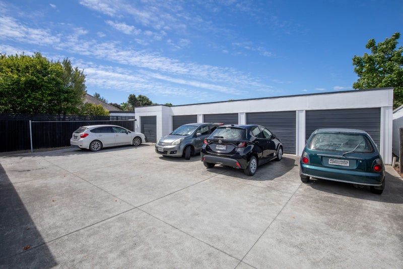 2/28 Aikmans Road, Merivale, Christchurch - Carousel 13