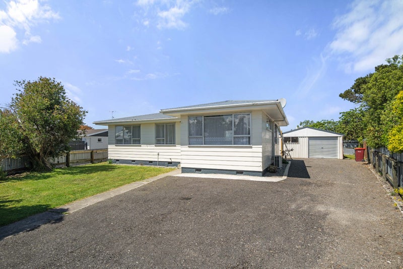 18 Patea Place, Kuripuni, Masterton - Carousel 1