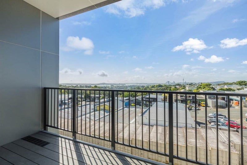 41/241 Hinemoa Street, Birkenhead, Auckland - Carousel 2