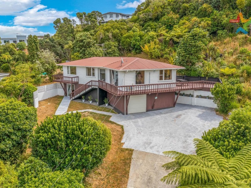 42 Akatea Road, Korokoro, Lower Hutt - Carousel 1