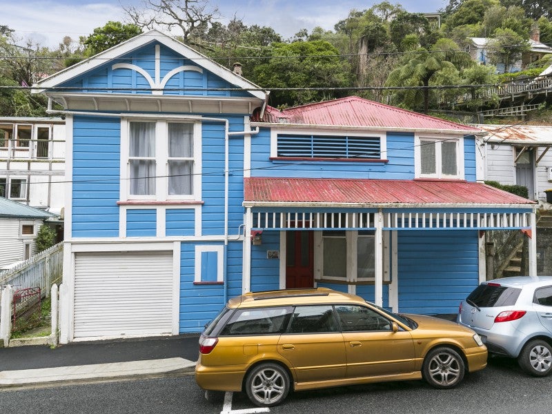 41 Holloway Road, Aro Valley, Wellington - Carousel 1