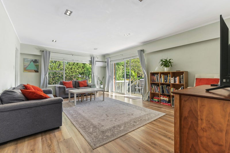 24 Knox Rd, Manurewa, Manukau - Carousel 2