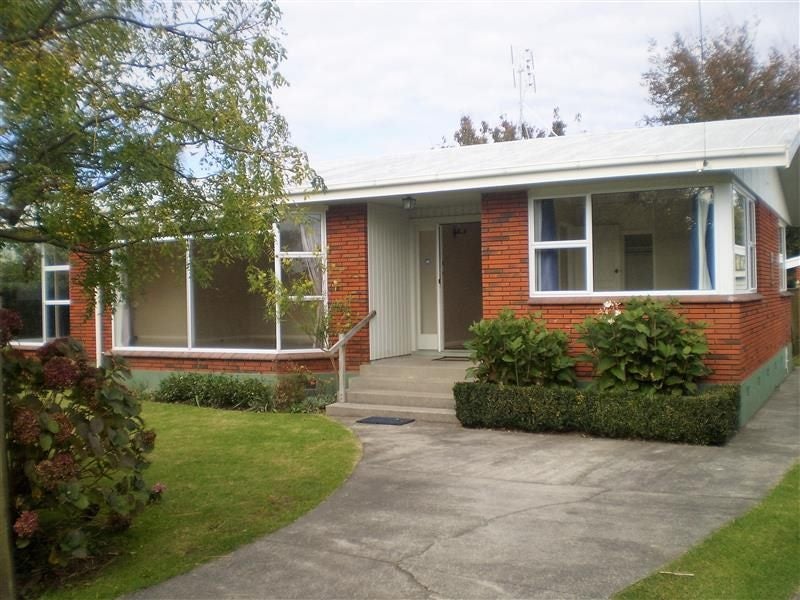 26 Myres Street, Otumoetai, Tauranga - Carousel 1