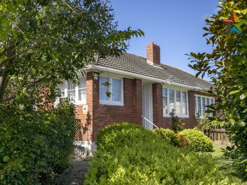 188 Cambridge Terrace, Naenae, Lower Hutt - Carousel 1