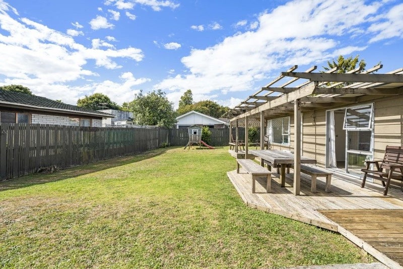 7 Glengowan Place, Conifer Grove, Takanini - Carousel 18