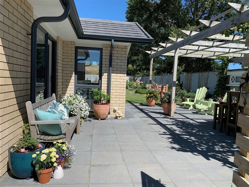 26 Kawariki Drive, Baverstock, Hamilton - Carousel 2