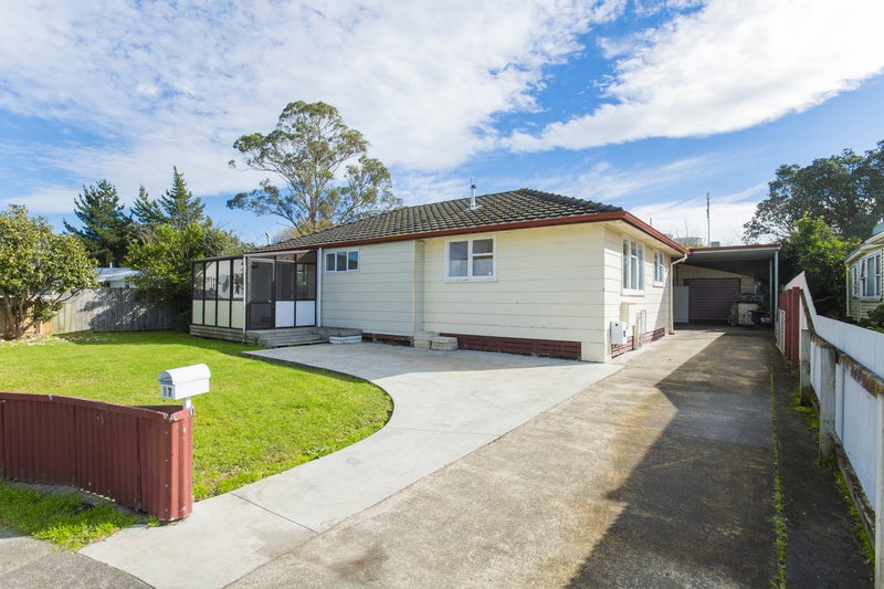 17 Patrick Street, Mangapapa, Gisborne - Carousel 1