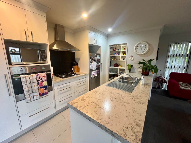 30 Fletcher Lane, Patumahoe, Pukekohe - Carousel 2