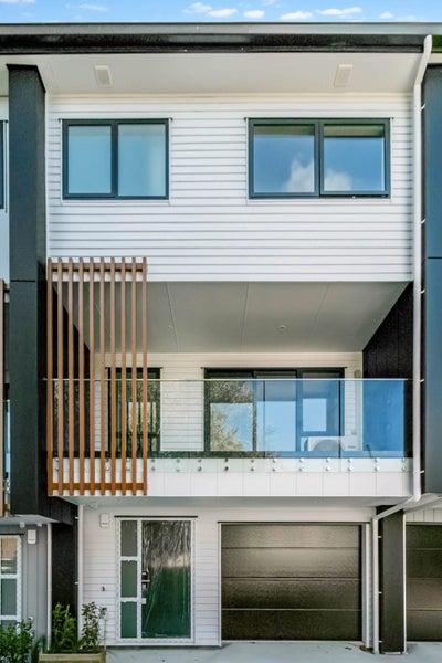 672 Mount Albert Road, Royal Oak, Auckland - Carousel 2