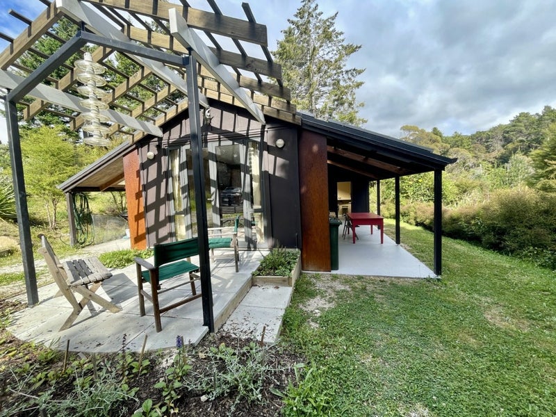 11 Little Sydney Road, Brooklyn - Carousel 2