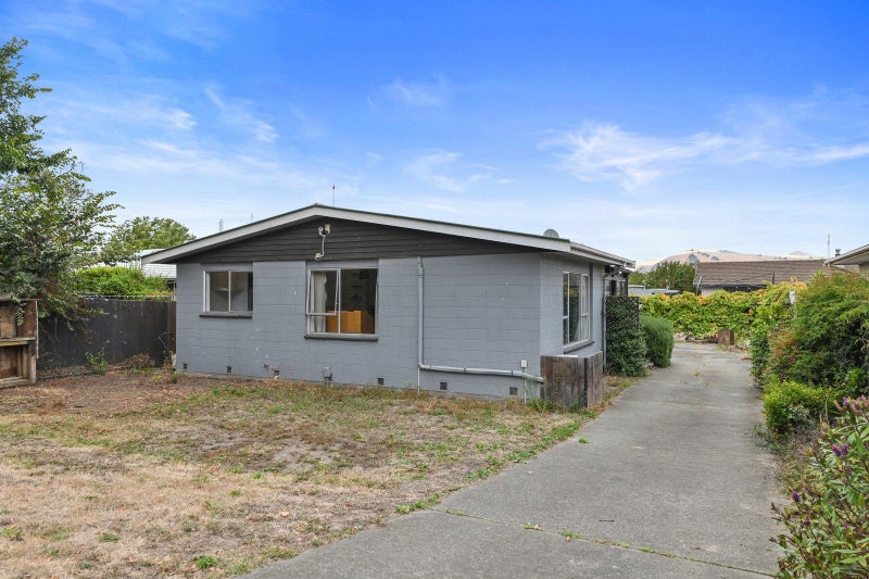 42 Bromley Road, Bromley, Christchurch - Carousel 1
