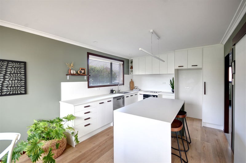 18C Ings Avenue, Saint Clair, Dunedin - Carousel 2