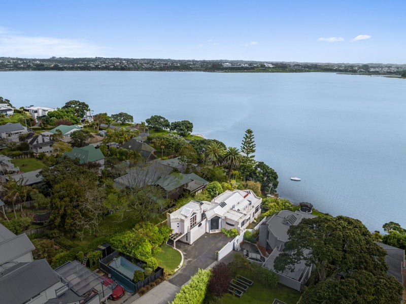 2/33 Beresford Street, Bayswater, Auckland - Carousel 2