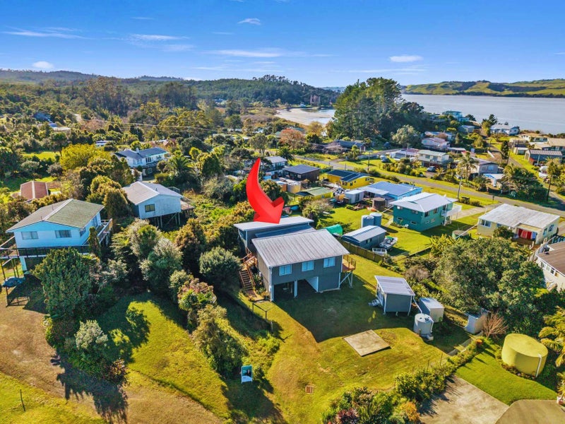 18 Mariner Cove Road, Matakohe - Carousel 1