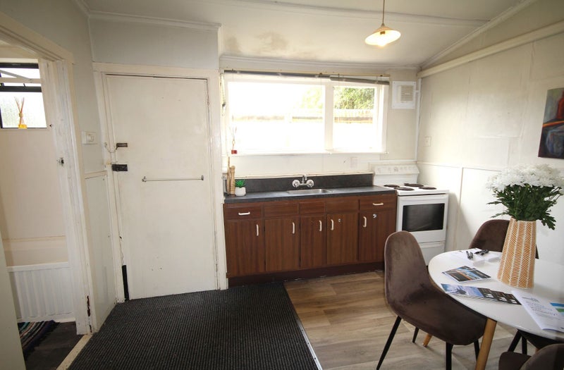 9 Craigleith Street, North East Valley, Dunedin - Carousel 2