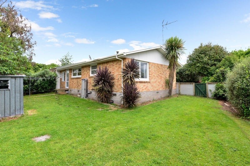 B/18 Kingsway Crescent, Forest Lake, Hamilton - Carousel 1