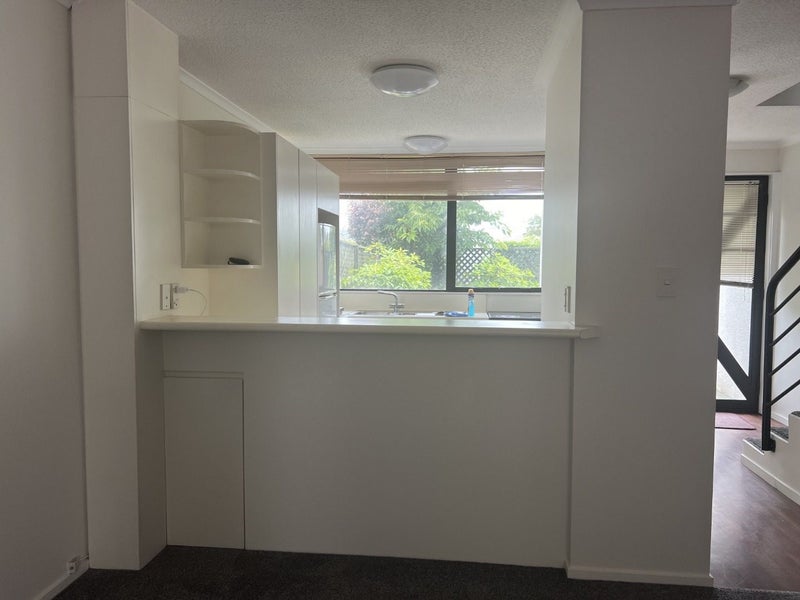 4/5 Kipling Street, Addington, Christchurch - Carousel 2