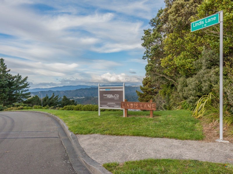 18 Lindis Lane, Kelson, Lower Hutt - Carousel 22