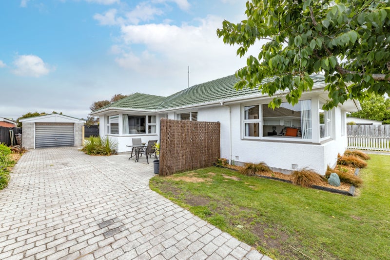 79 Bridge Street, New Brighton, Christchurch - Carousel 1