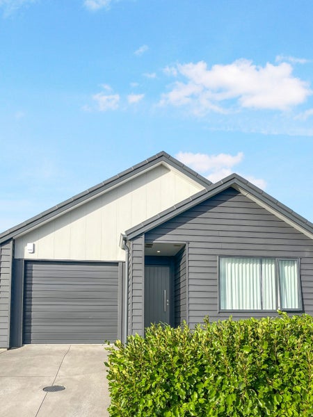 12 Lauti Lane, Paerata, Pukekohe - Carousel 1