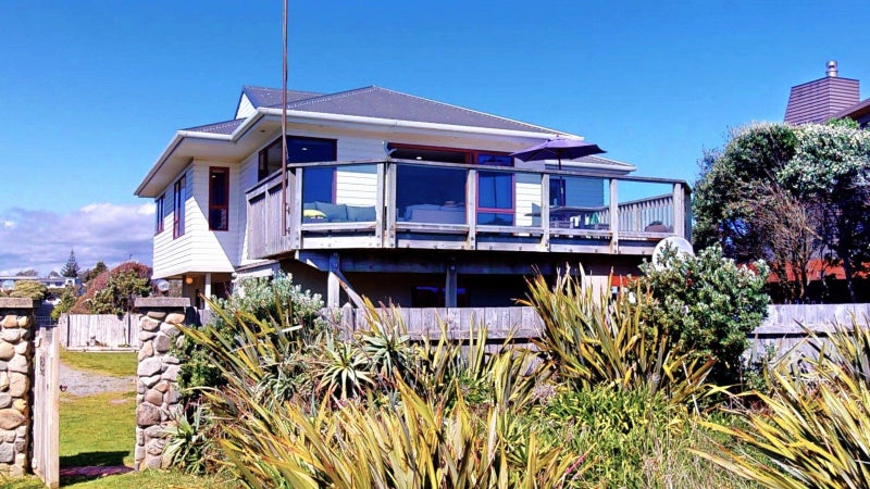 27A Rua Avenue, Waitarere Beach, Levin - Carousel 1