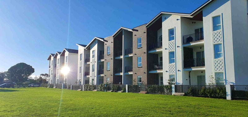 105/26B Racecourse Parade, Avondale, Auckland - Carousel 11