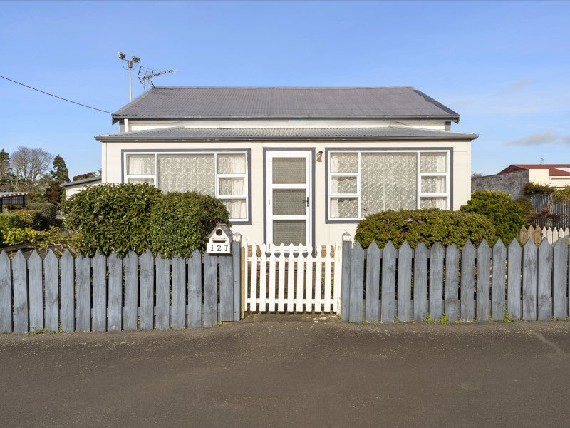 127 Regan Street, Stratford - Carousel 2