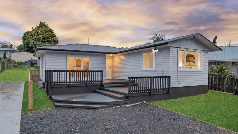 9 Ribblesdale Road, Henderson, Auckland - Carousel 1