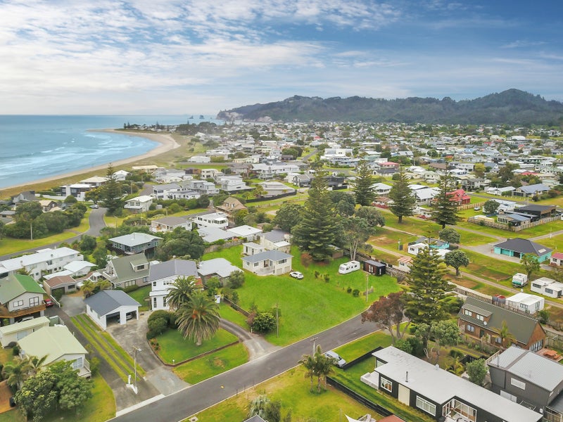 128 Diana Avenue, Whangamata - Carousel 13