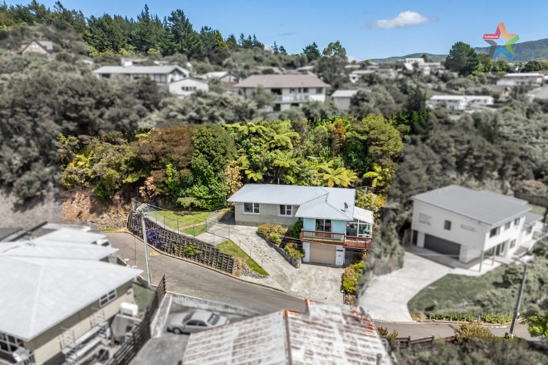 75 Logie Street, Stokes Valley, Lower Hutt - Carousel 1