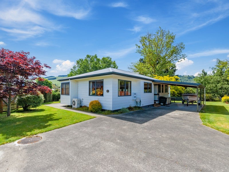 1 Lakemere Way, Taupo - Carousel 1